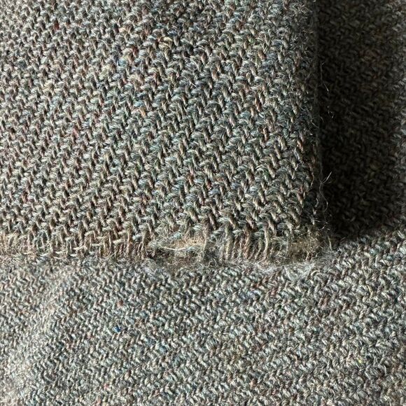 Vintage 1950s Harris Tweed Green Wool Scottish Dark Academia Blazer 40R - Picture 10 of 11